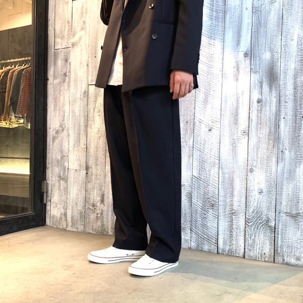 CLASSIC TROUSERS