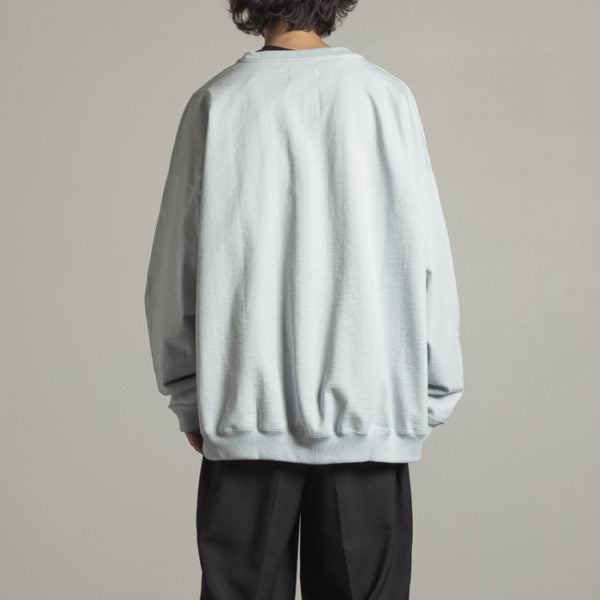 HUGE SWEAT SHIRT