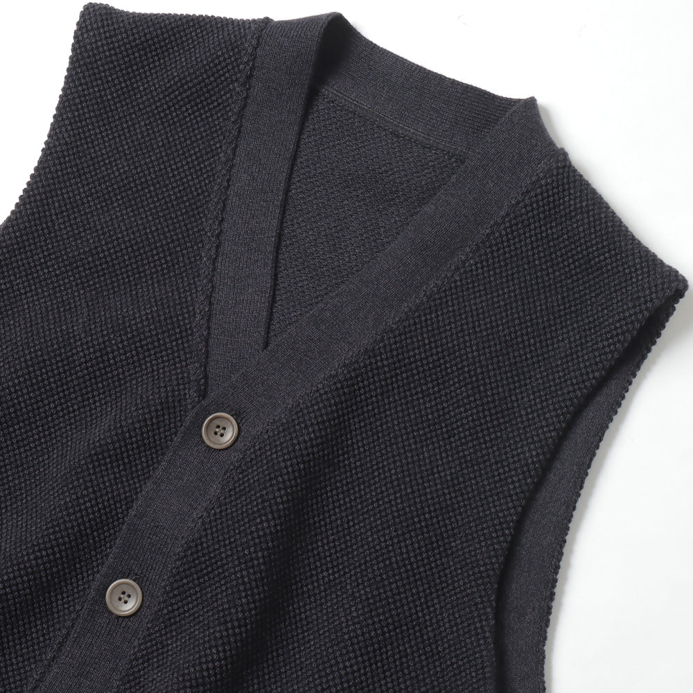 Moss Stitch V/N Vest