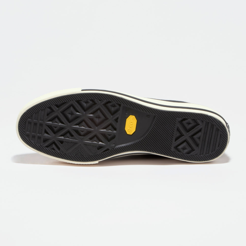 CHUCK TAYLOR CANVAS HI (BLACK)