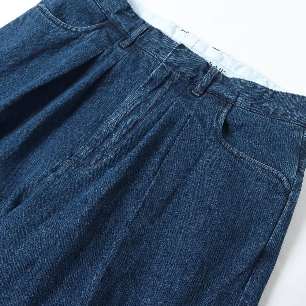 Two-tuck Wide Tapered Pants (Denim)