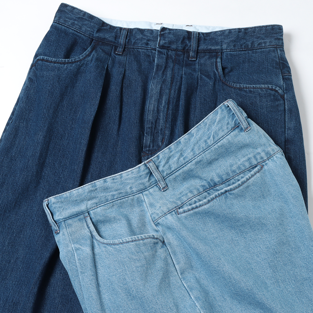 Two-tuck Wide Tapered Pants (Denim)