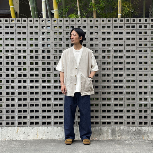 Marvine Pontiak Shirt Makers / barbell object