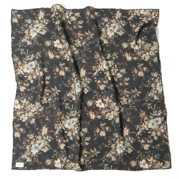 w face flower print scarf