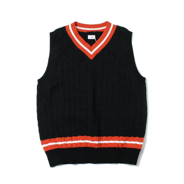 Line knit vest