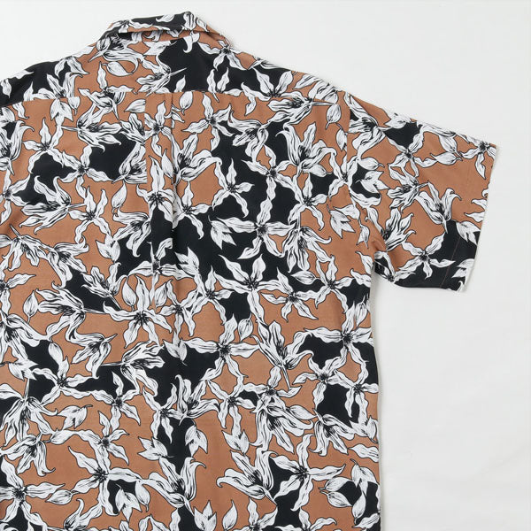 Flower print shirt