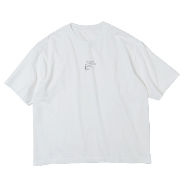 TAGLESS TEE