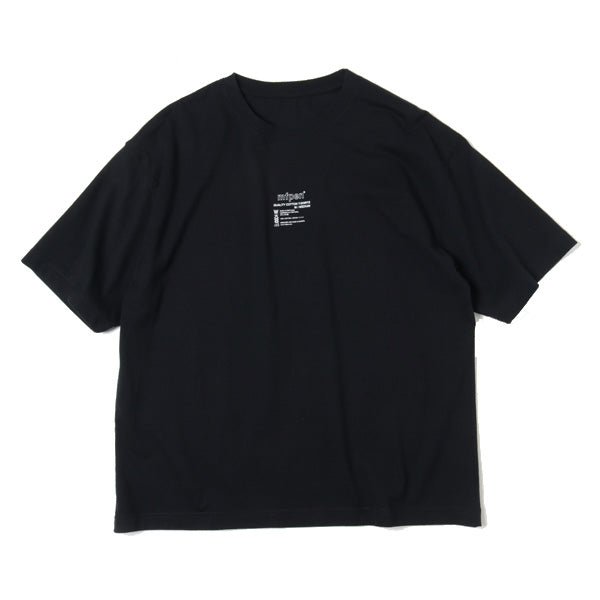 TAGLESS TEE