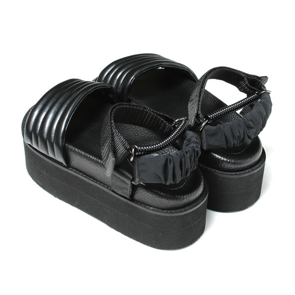 CONFORTABLE SANDALS