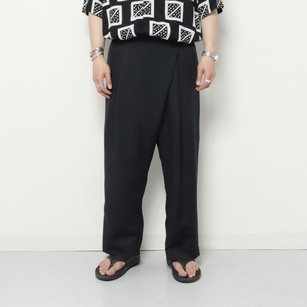 ASYMMETRIC PANTS