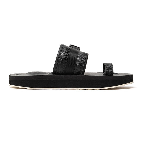 HUNTER SANDAL by SUICOKE