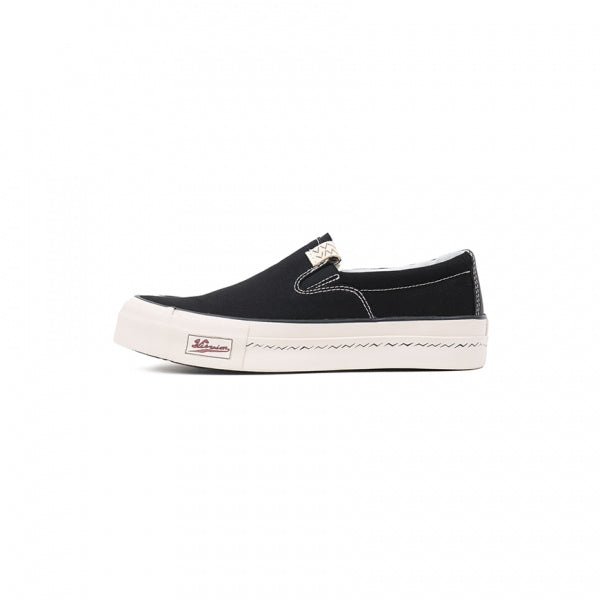 SKAGWAY SLIP-ON PATTEN