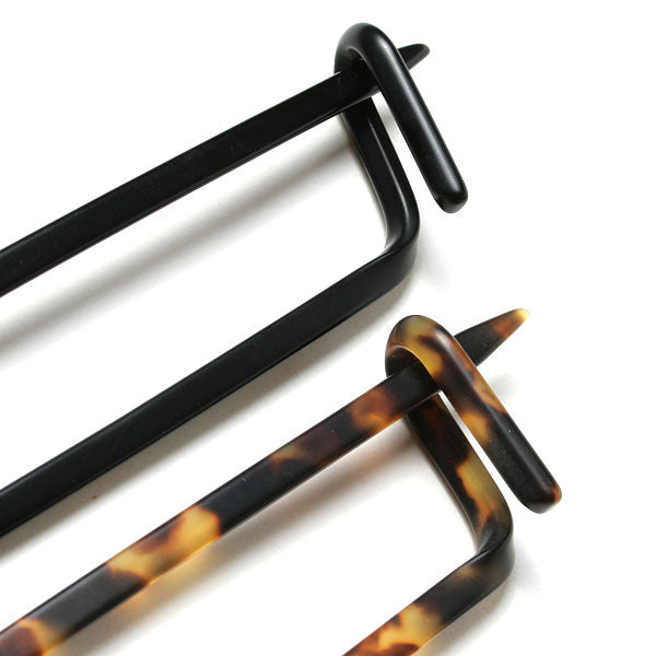 acetate kilt pin