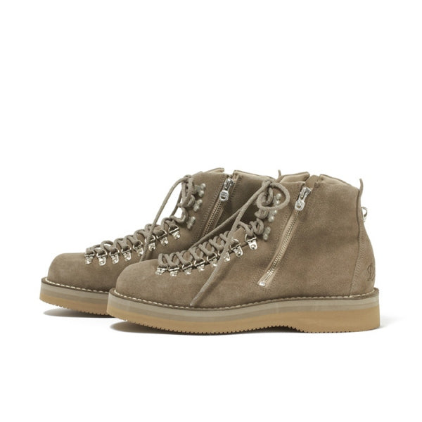 White mountaineering danner hotsell