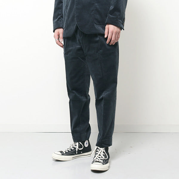 PLEAT FRONT PEGTOP ORGANIC COTTON CORDUROY