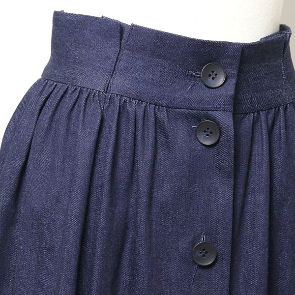 Front button skirt