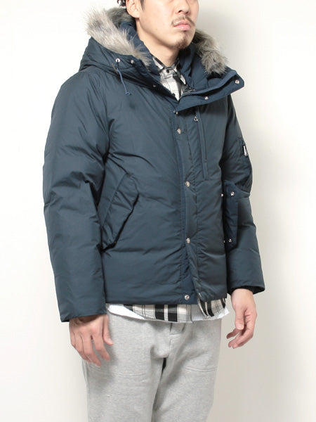 Vertical Mountain Short Down Parka