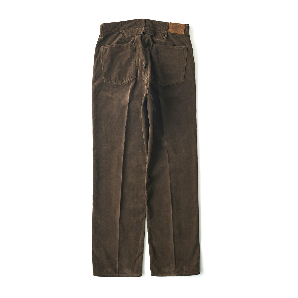 FLAT-BACK JEAN TROUSER 946
