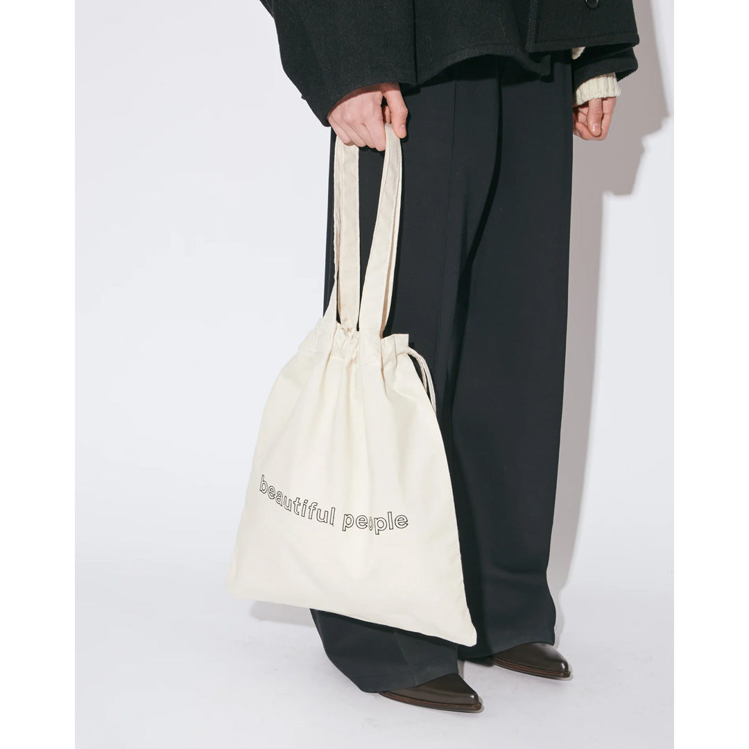 contour logo gathering tote bag