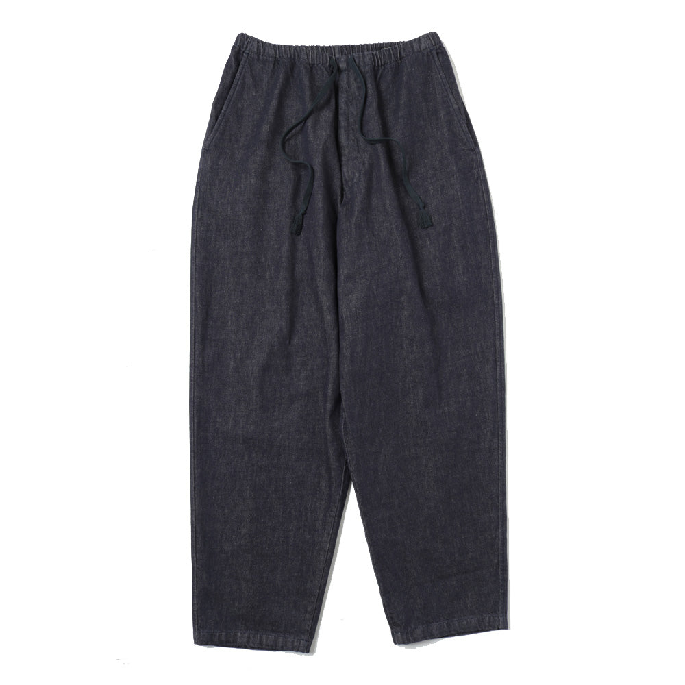 COMOLI) ネイビーデニム テーパードパンツ (B01-03013) | COMOLI 