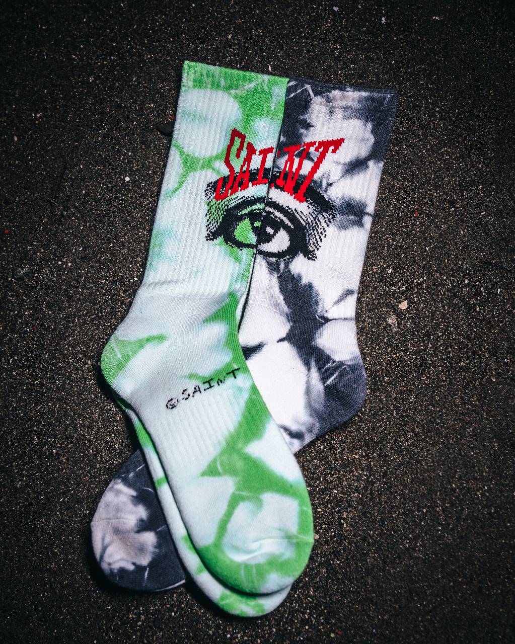 SOCK / EYES / TIE DYE