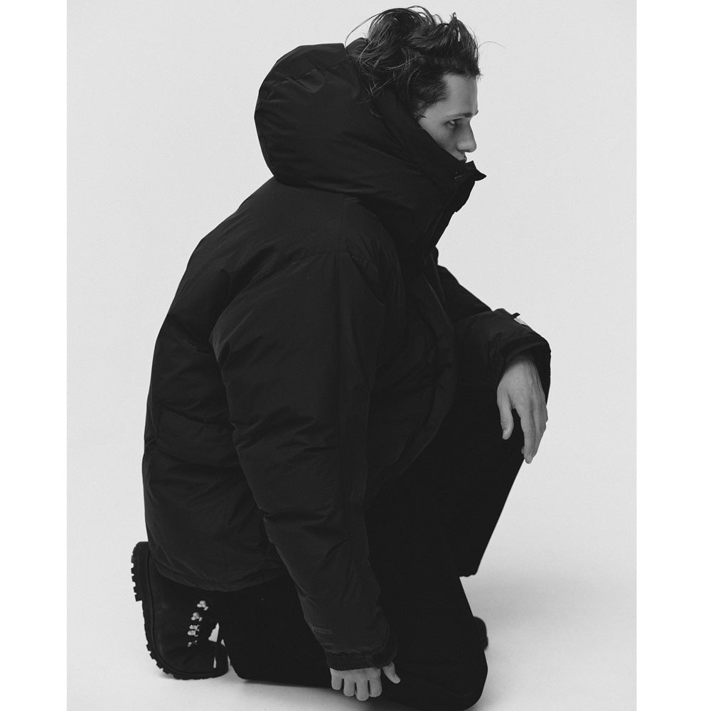 DAIWA PIER39 (ダイワピア39) WINDSTOPPER EXPEDITION DOWN JACKET BW