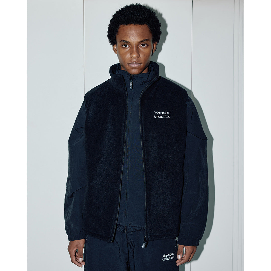 FLEECE VEST