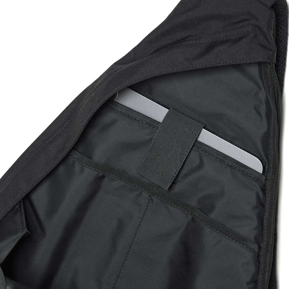 SINGLE STRAP BAG