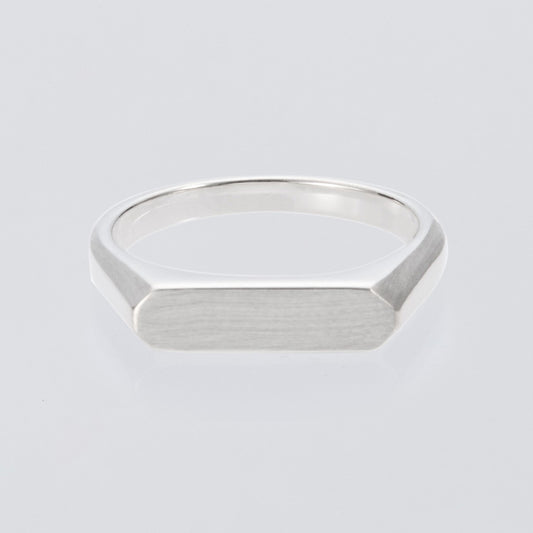 Signet Ring with Hairline - Thin - 26ssmae