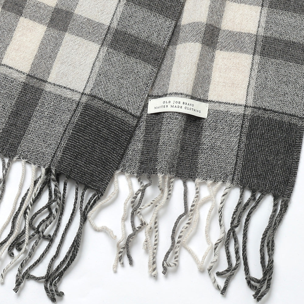 AMISH PATTERN FRINGE STALL