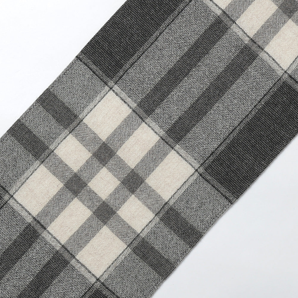 AMISH PATTERN FRINGE STALL