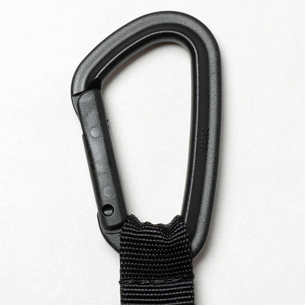 LEASH STRAP TAKES HANDS