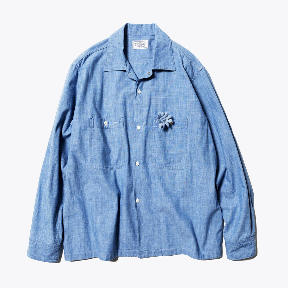 Unlikely Open Collar Work Chambray with Flower