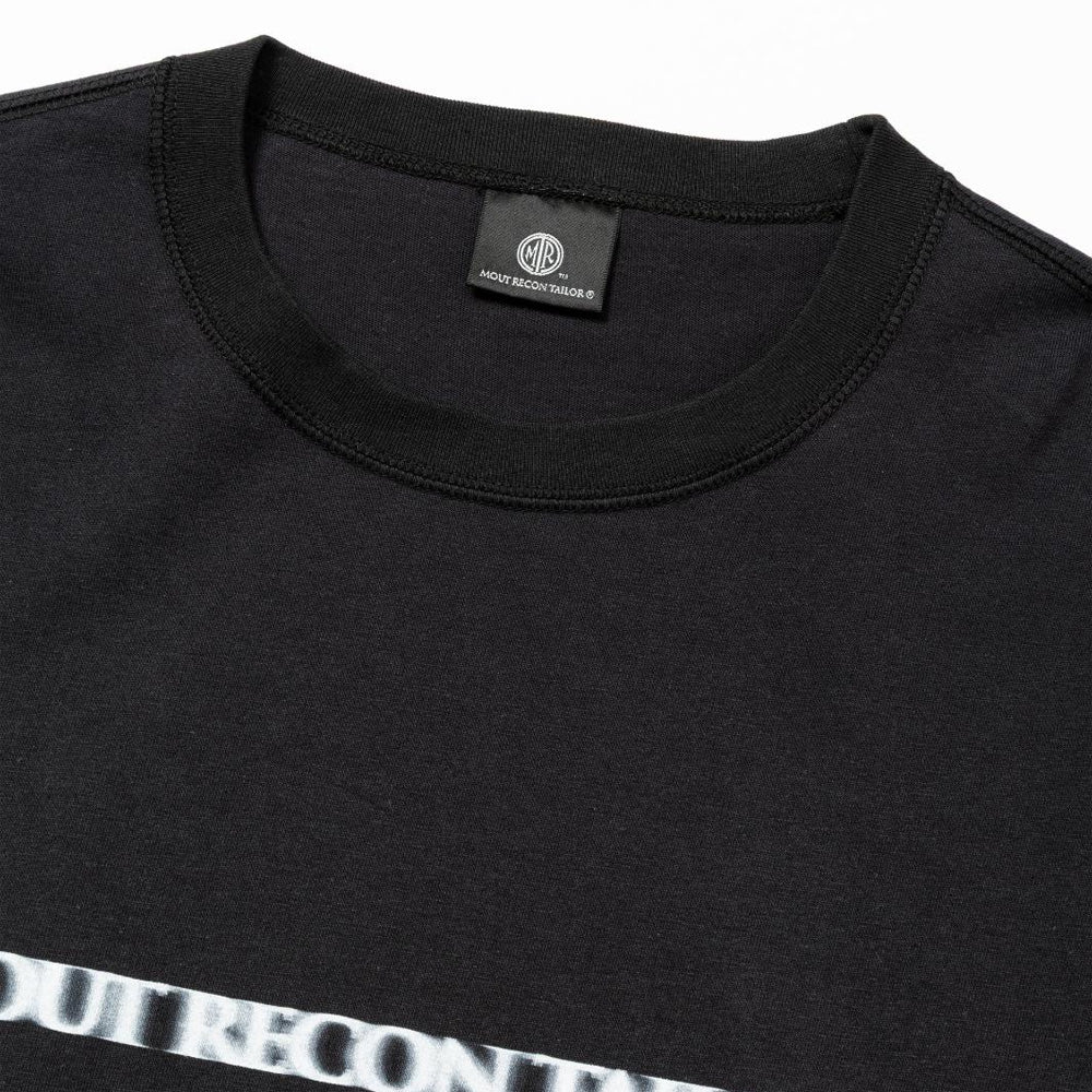 MOUT BLUR LOGO LONG SLEEVE T-SHIRT