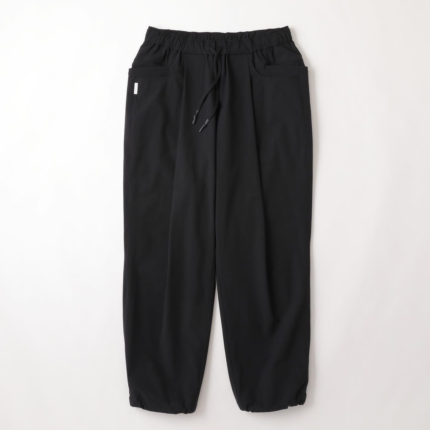 WIDE TAPERED EASY PANTS(NYLON)