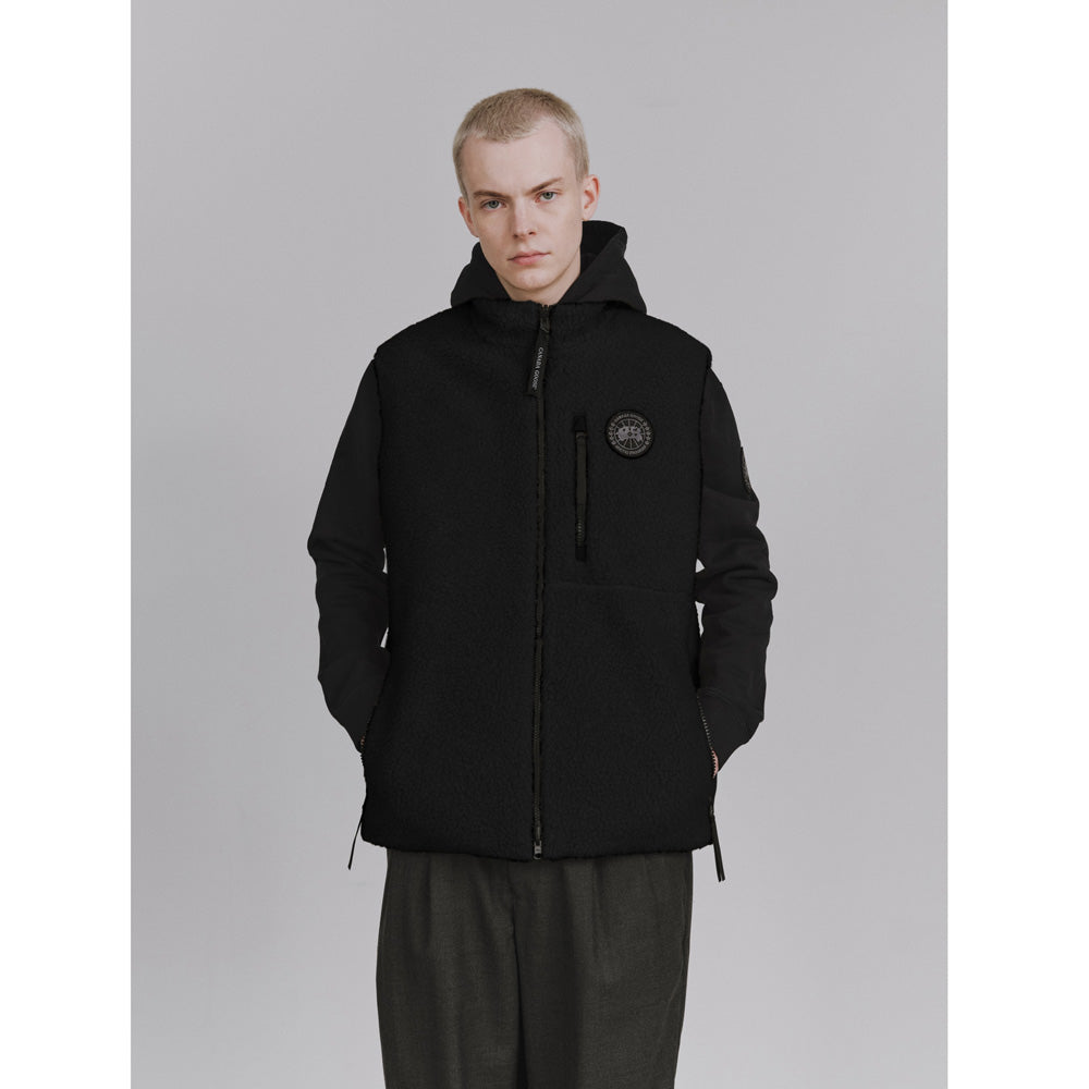 Kinross Reversible Fleece Vest, Black Label Fusion Fit, size 9/14 (mae).