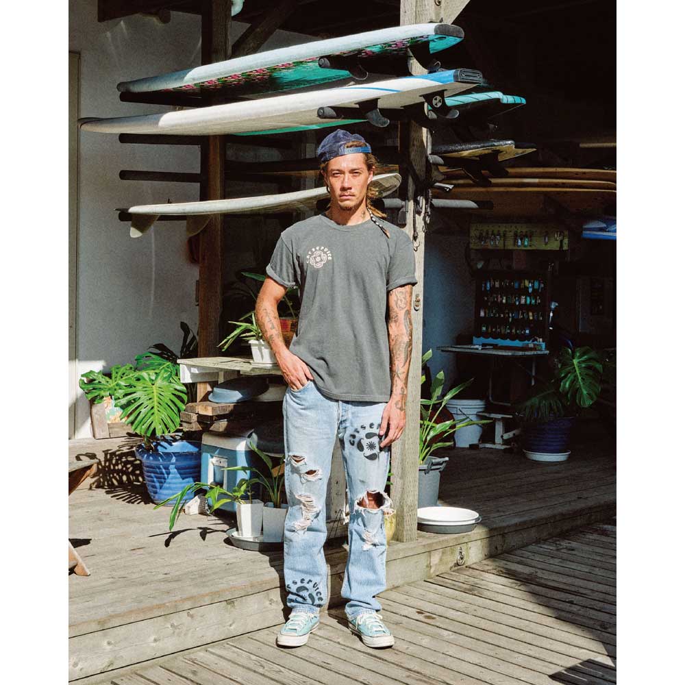 CS PAISLY LOGO TEE
