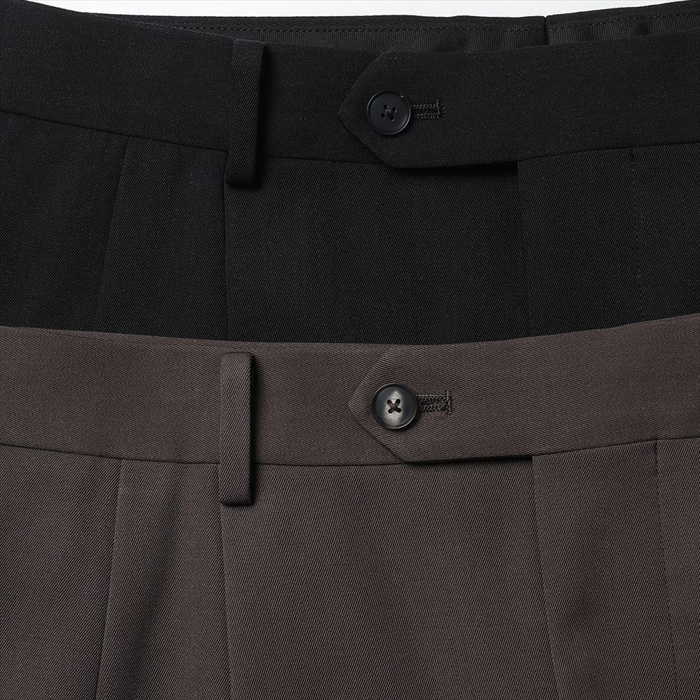 AURALEE (オーラリー) LIGHT WOOL MAX GABARDINE TWO-TUCK SLACKS