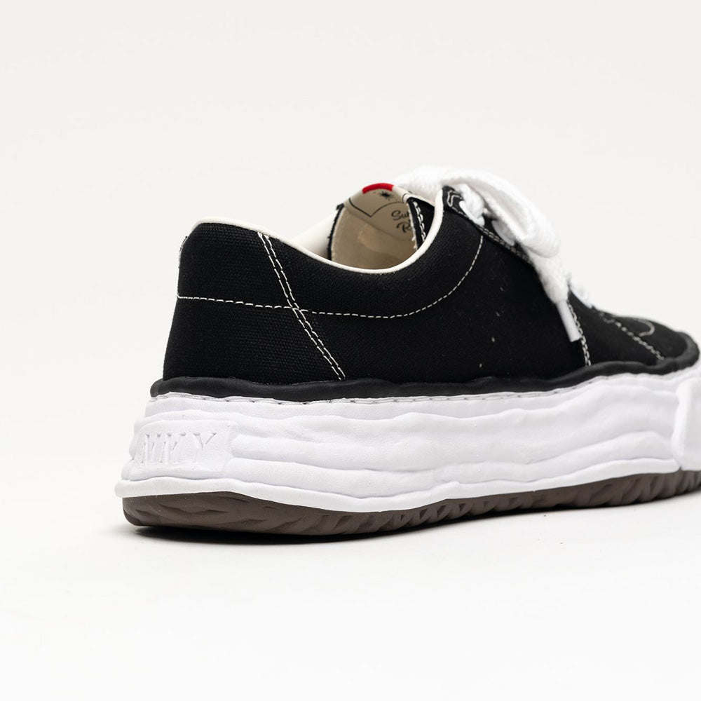 (ERIC) OG Sole Canvas Low-top Sneaker BLACK