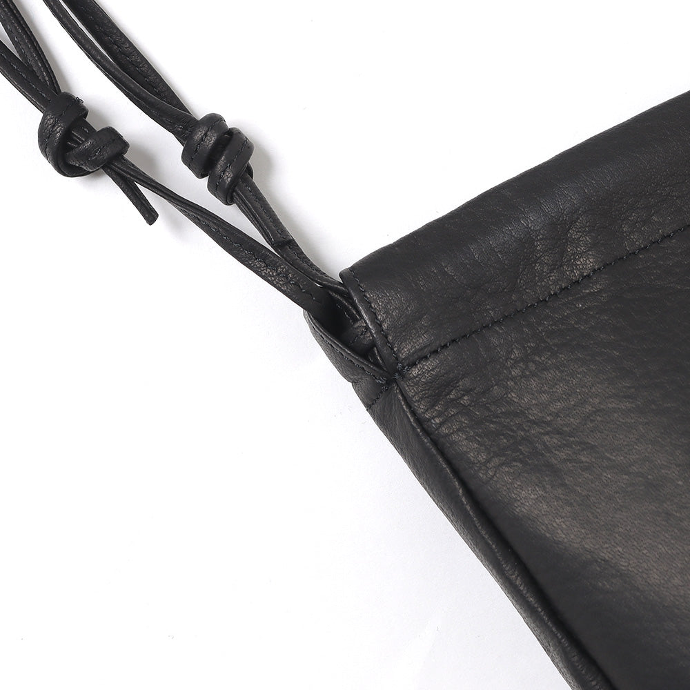 LEATHER SMALL ROUND STRING POUCH - AURALEE Official Website