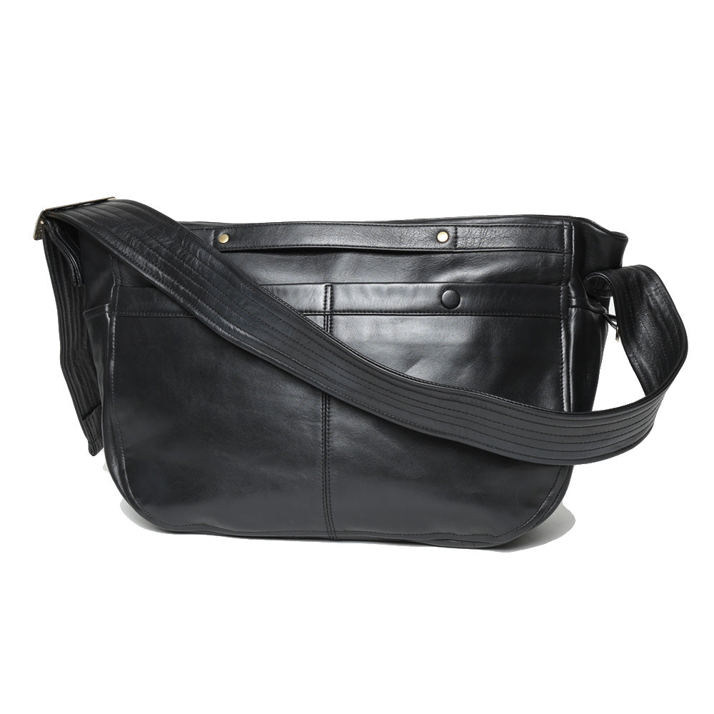 CCU】NEWSPAPER BAG M ブラックレザー ショルダーバッグ CCU
