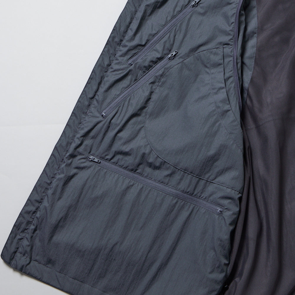 TECH DECHATABLE WINDBREAKER JACKET