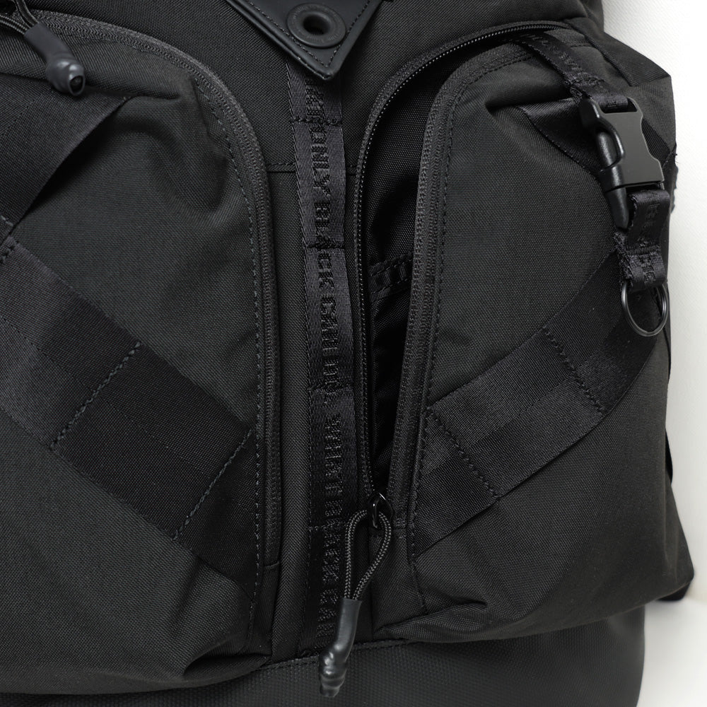 WM x BRIEFING BACKPACK