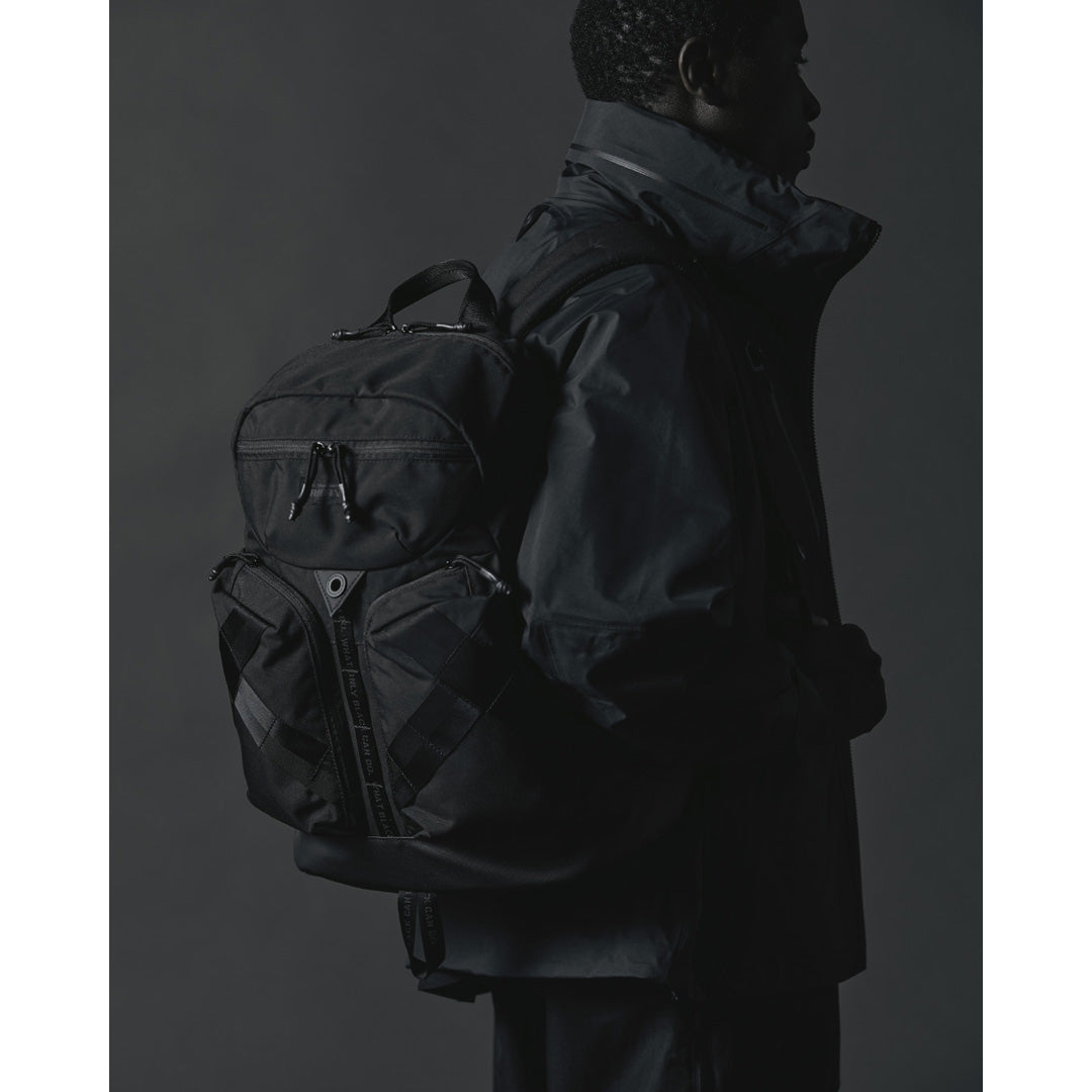 WM x BRIEFING BACKPACK