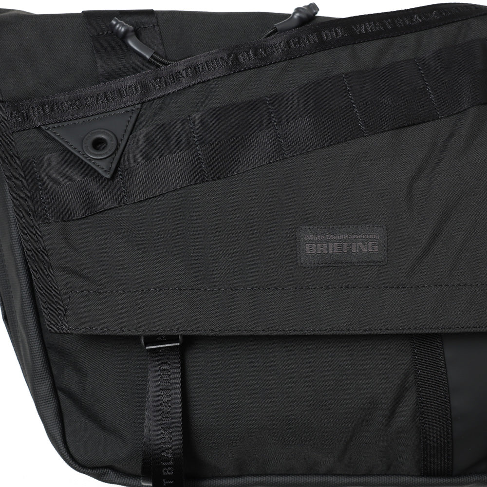 WM×BR NEOCHROME MESSENGER