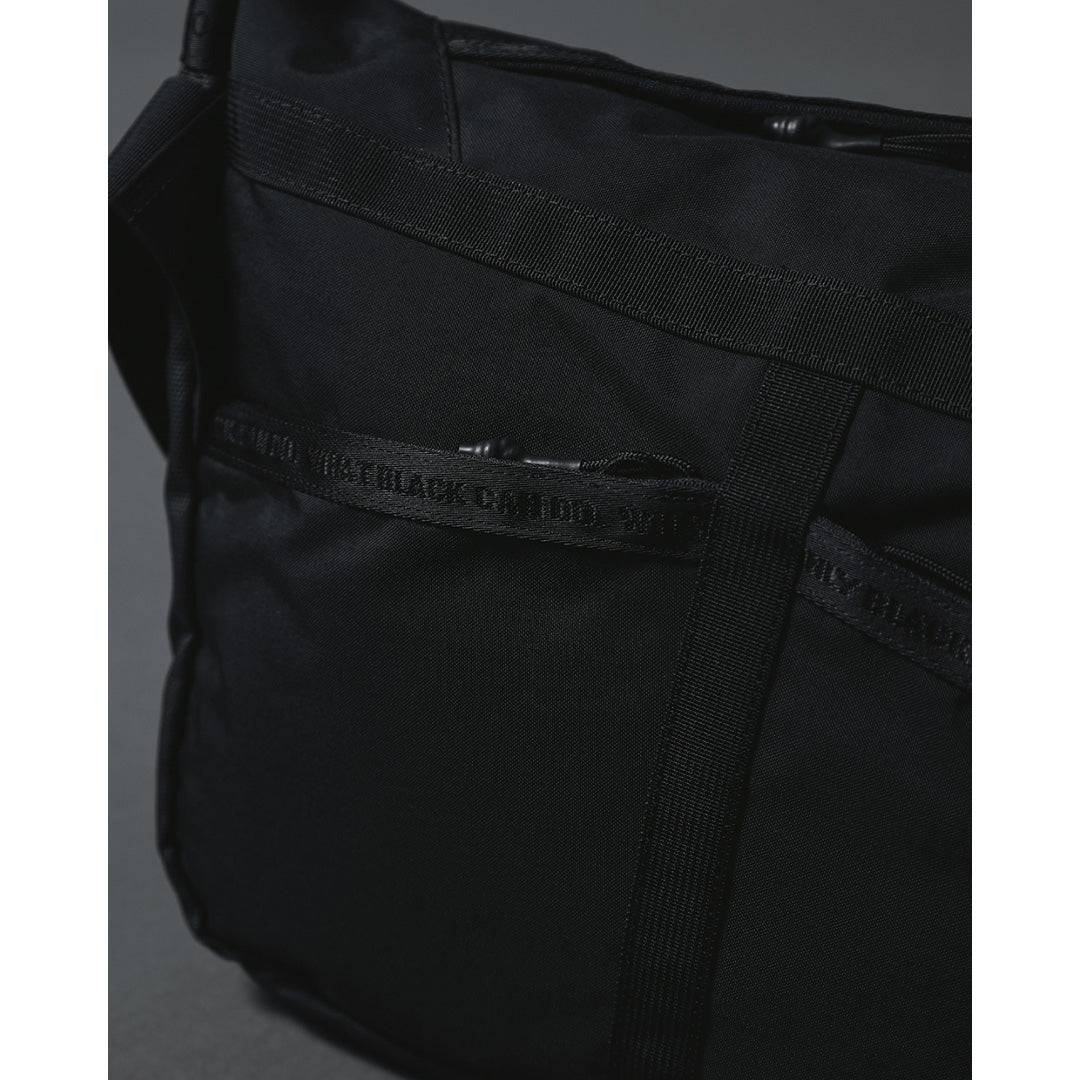 WM×BR NEOCHROME MESSENGER
