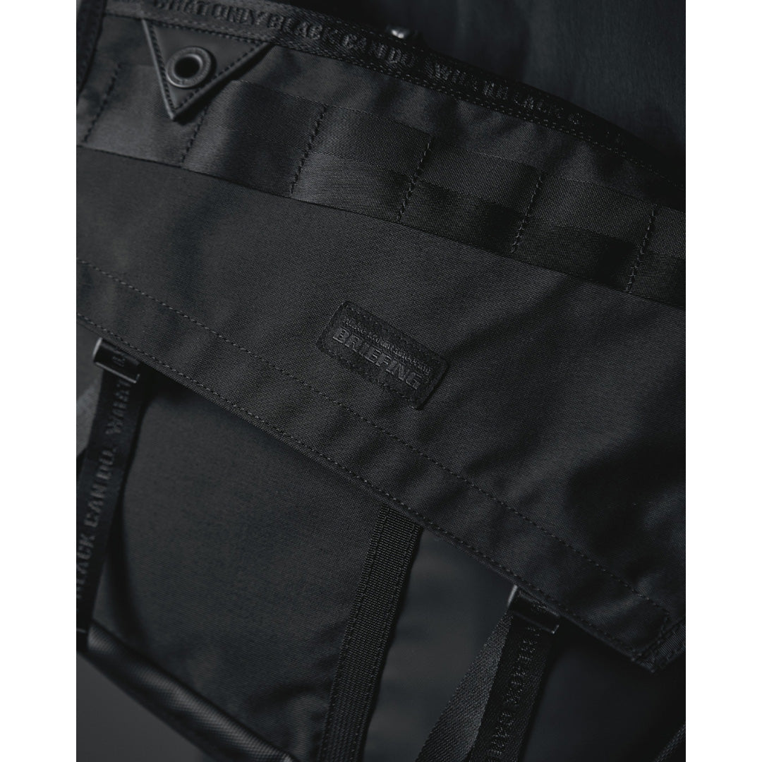 WM×BR NEOCHROME MESSENGER