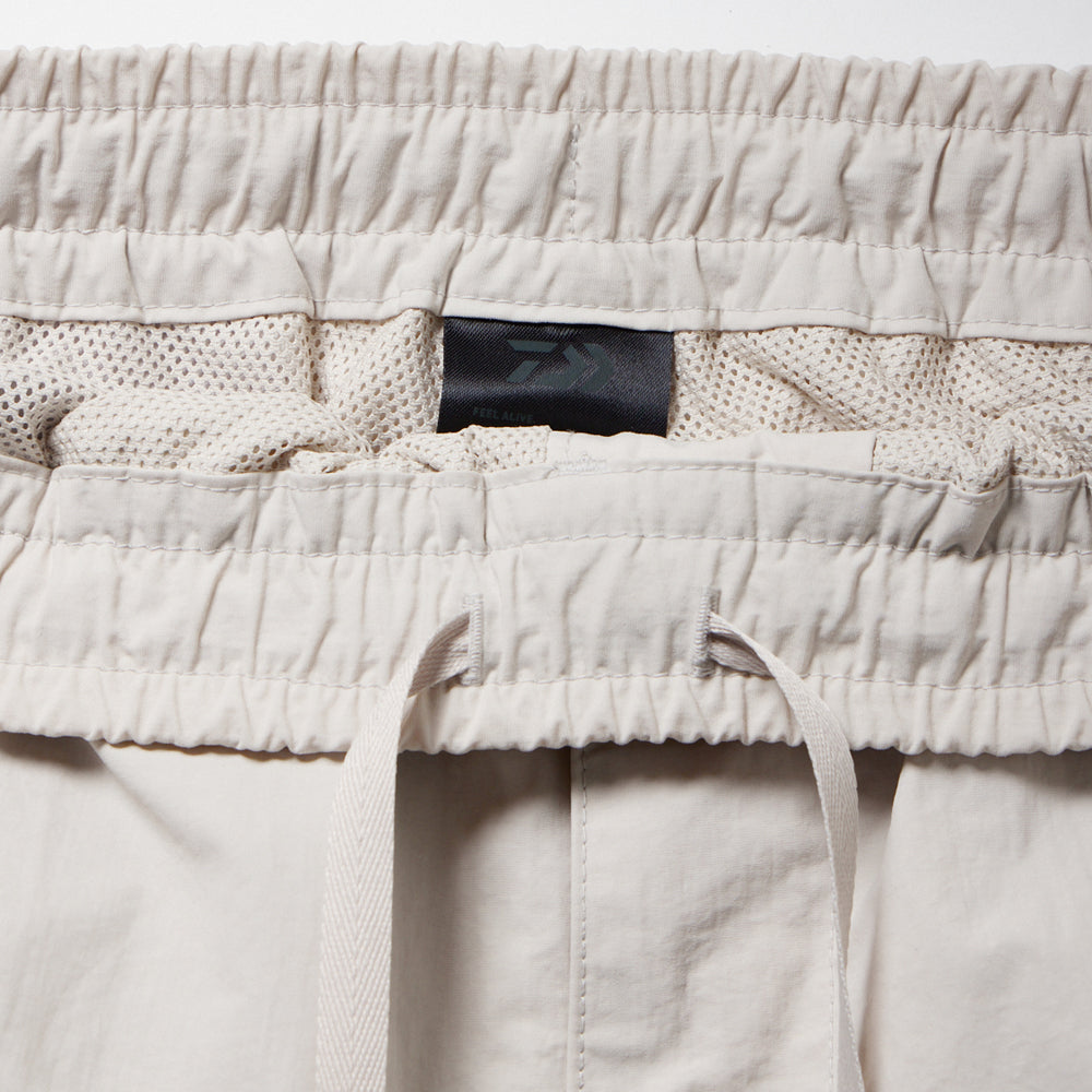 DAIWA PIER39 / ダイワピア39 | TECH PARACHUTE PANTS - Black