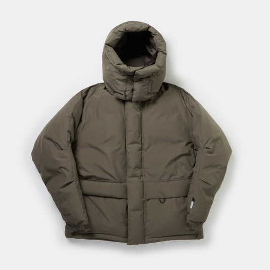 WINDSTOPPER Expedition Down Jacket 11/15 (mae likely means "before" or "prior to")