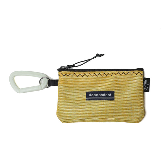 HANGG WIDE CARD CASE TAKES HANDS